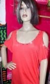 Blusa rosa com spikes